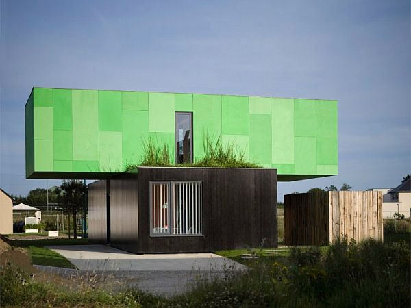 Eco-Friendly-Crossbox-House-by-CG-Architectes-1