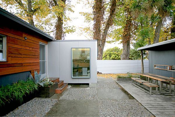 Shipping-Container-Conversion-by-building-Lab-Inc-5