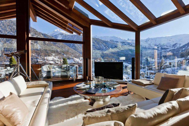 Swiss-Chalet-Livingroom-1600x1067-650x433